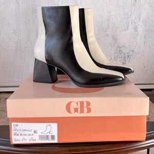 Gianni Bini Black and Cream Heeled Boots
